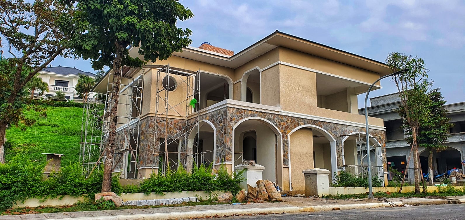 Dịch vụ thi công